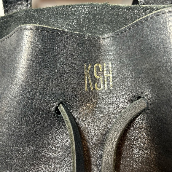 Madewell black leather backpack - Picture 5 of 14